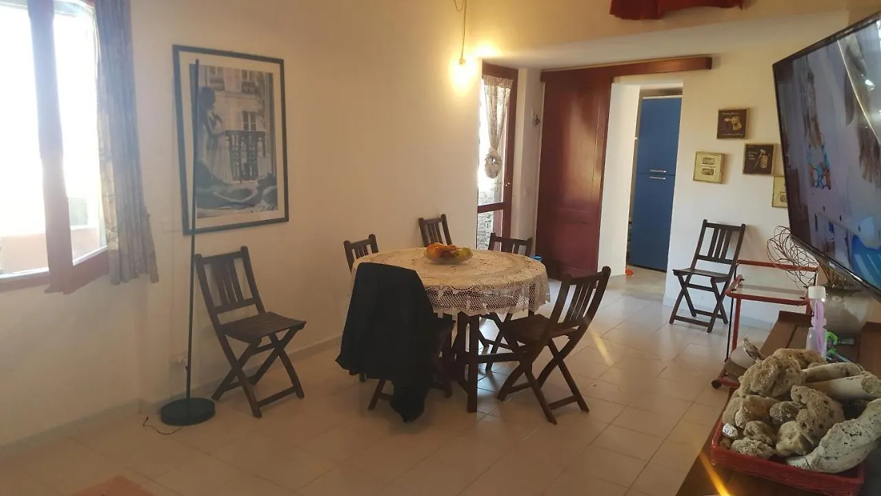 Semesterbostad La Tonnara Villa Stintino Italien
